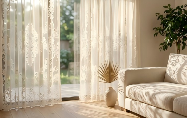 A Conversation Between the Thread and the Sunlight
